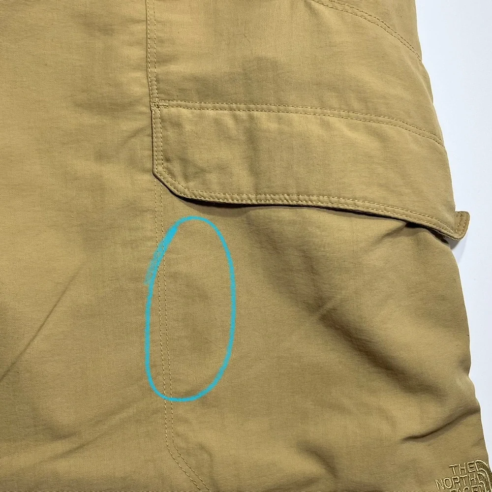 The North Face Convertible Khaki Cargo Nylon Belted Hiking Pants, XXL (40x30)